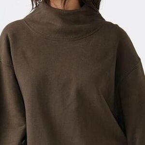 Josh Brown Split Mock / Turtleneck Sweatshirt - Brown - EUC - Rare - One Size